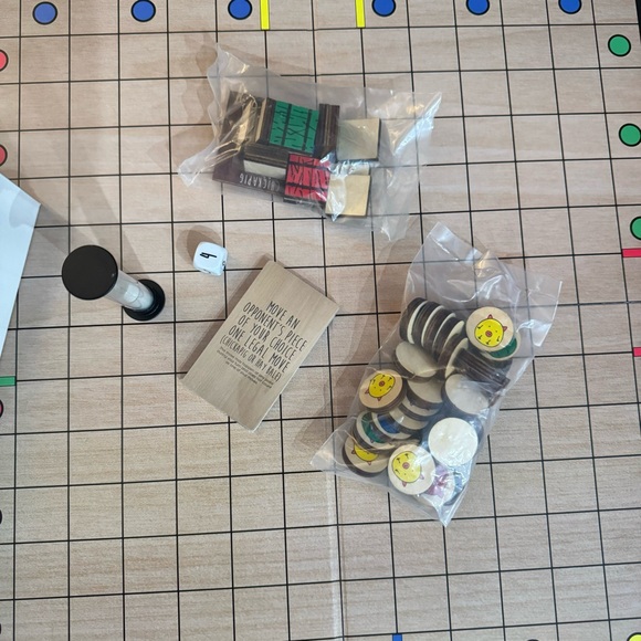 Chickapig Boardgame Family Fun Game Night. New Fun Kids Ages 8+ and up - Picture 5 of 8